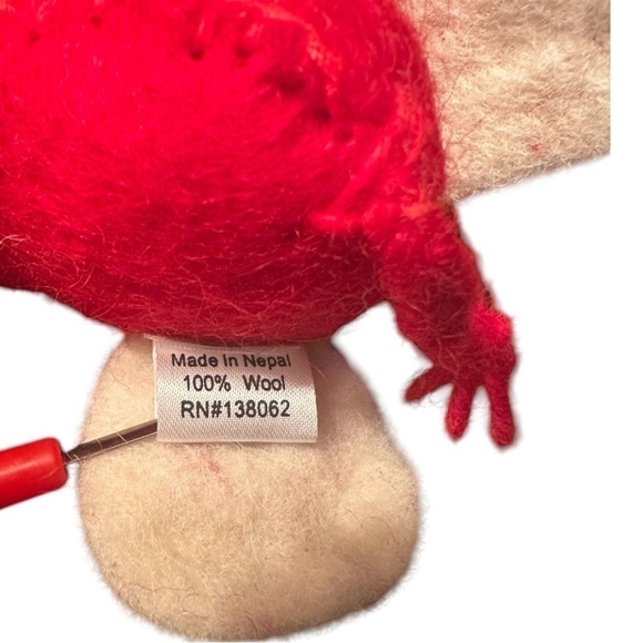 Handmade Tabletop Elephant Wool Stuffed Snowflake Elephant Christmas Decoration - Picture 9 of 10